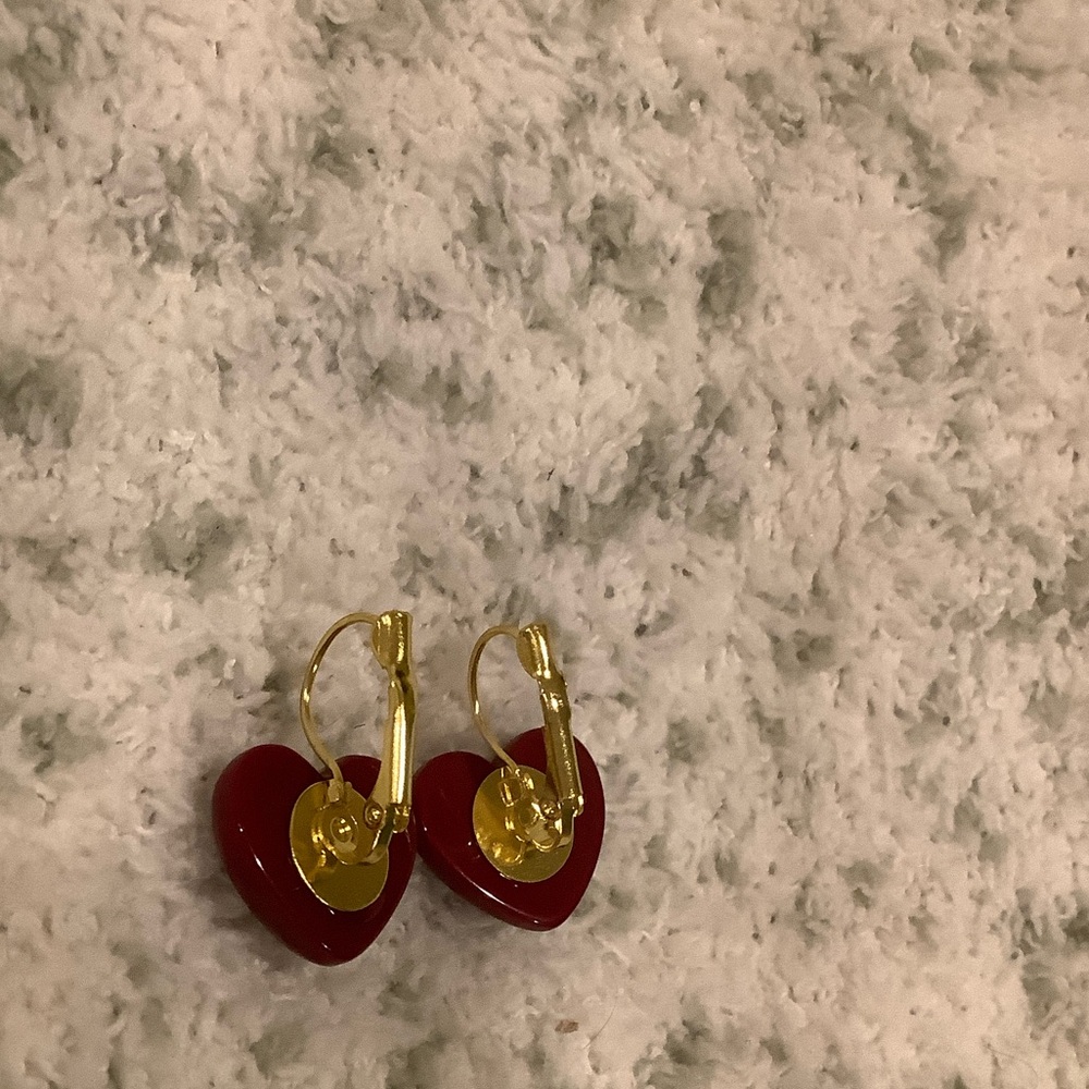 Plump Red Valentines Day Heart Pierced Fashion Earrings with leverback NWT - Picture 8 of 13